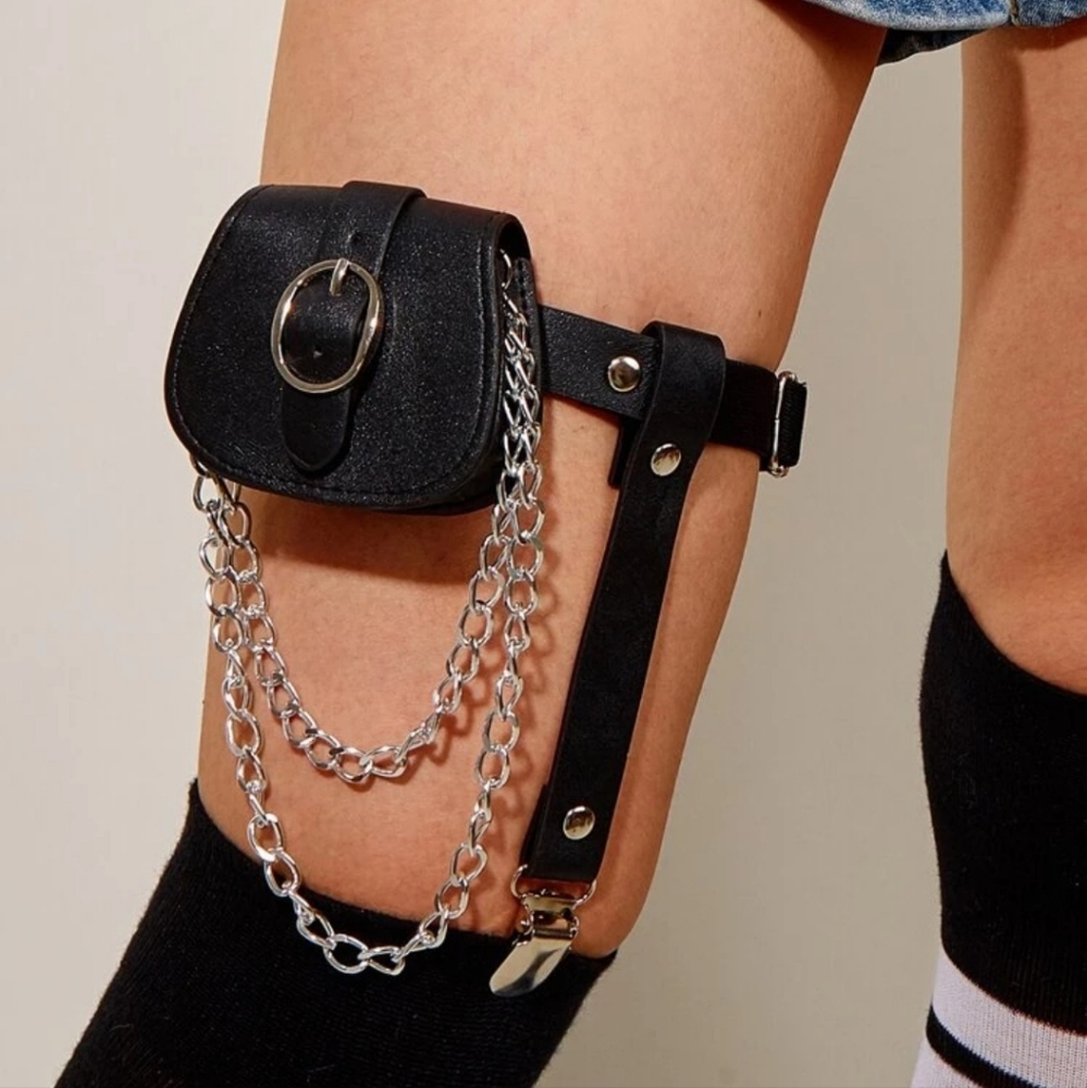 Garter Thigh Belt Bag & Chain Pocket Black